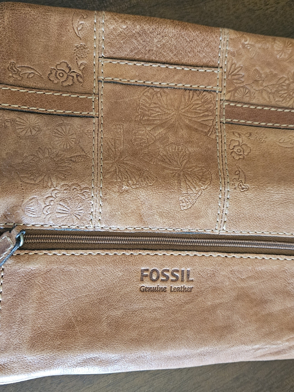 Fossil Leather Floral-Embossed Shoulder Bag And Wallet in Brown - Picture 8 of 9